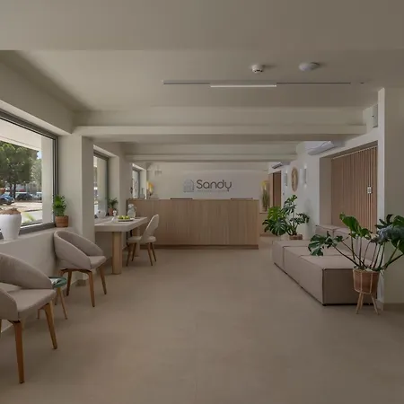 Lägenhetshotell Sandy Seaside 4*