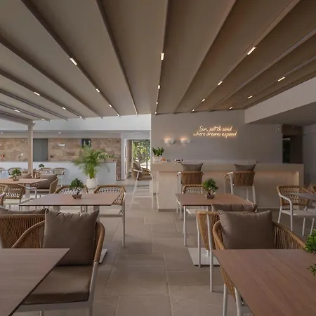 Sandy Seaside 弗洛伊塔