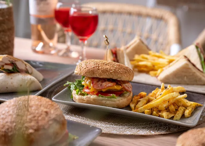 Aparthotel Sandy Seaside 4*