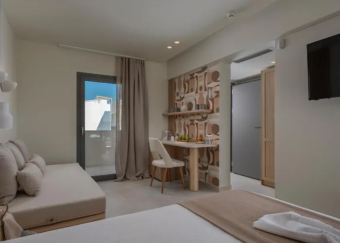 Sandy Seaside Aparthotel 4*