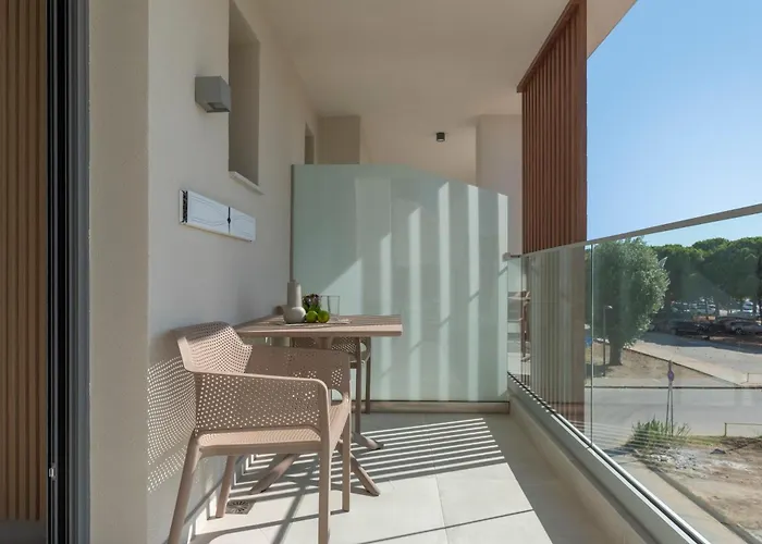 Sandy Seaside Aparthotel