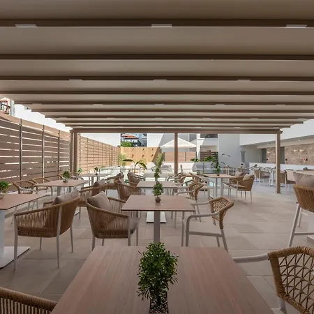 Aparthotel Sandy Seaside Flogita