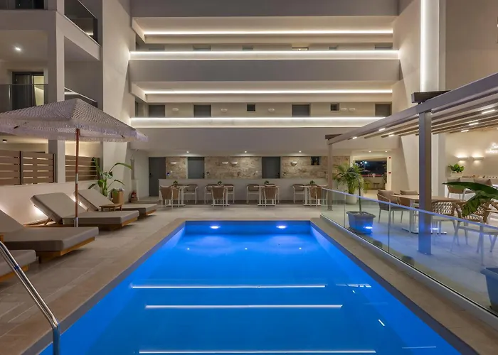 Sandy Seaside 4*